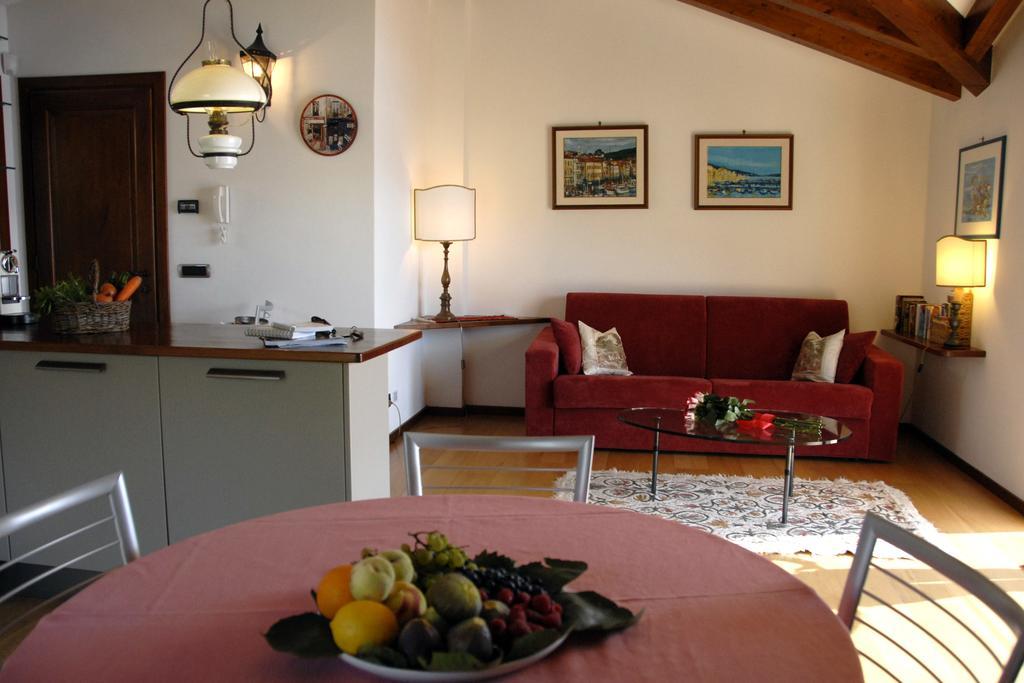 Alveluu Ristorante E Suites Tremezzo Oda fotoğraf