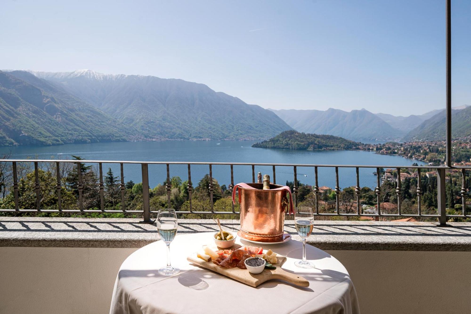 Alveluu Ristorante E Suites Tremezzo Dış mekan fotoğraf