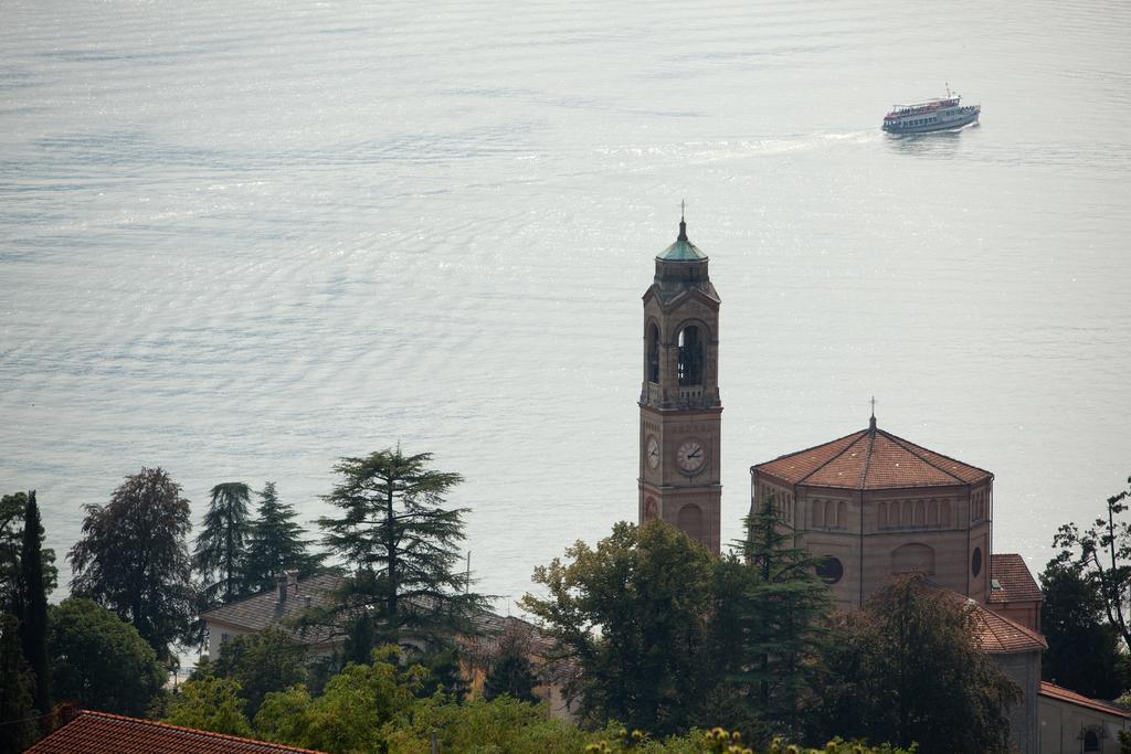 Alveluu Ristorante E Suites Tremezzo Oda fotoğraf
